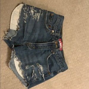 Levi shorts